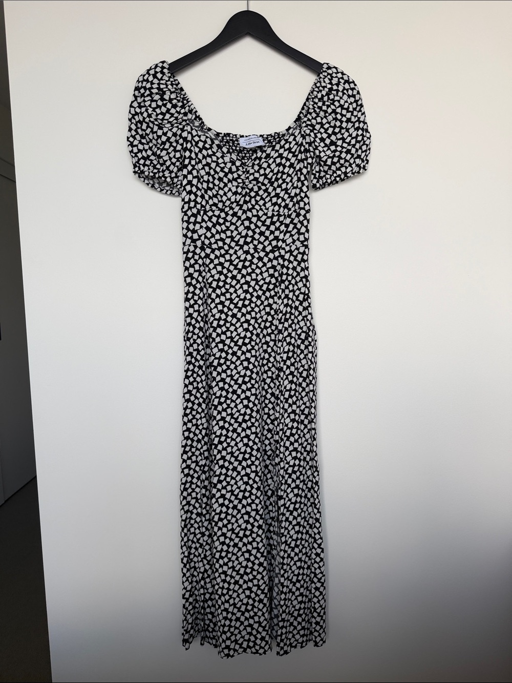 & Other Stories Black and White Puff-Sleeve Maxi Dress